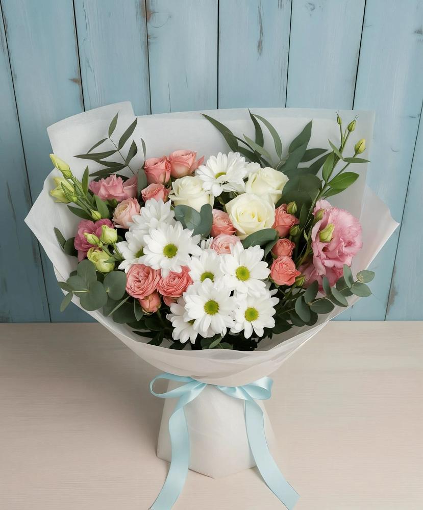 Букет цветов из: Розы, Лизиантусы и Хризантемы в Красногорской