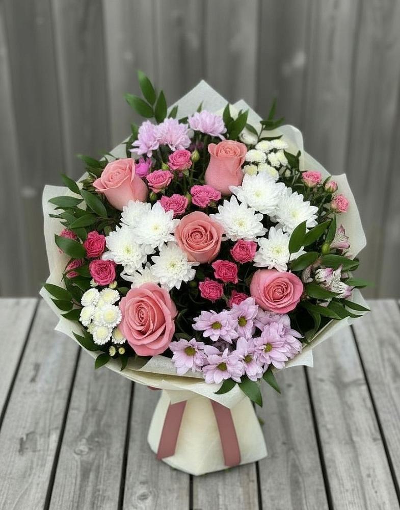 Букет цветов из: Альстромерии, Гвоздики, Розы и Хризантемы в Красногорской