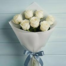 Букет 7 Белых роз Эдлесс Лав в Красногорской