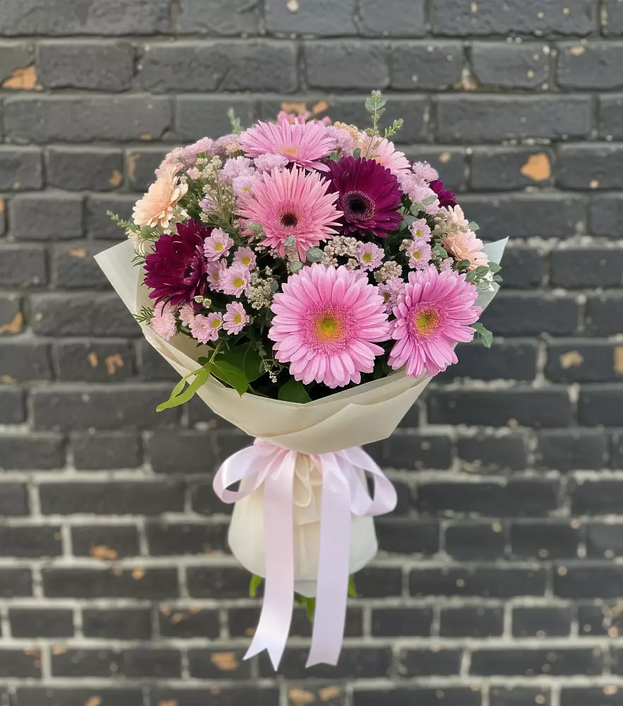 Букет цветов из: Герберы и Хризантемы в Красногорской