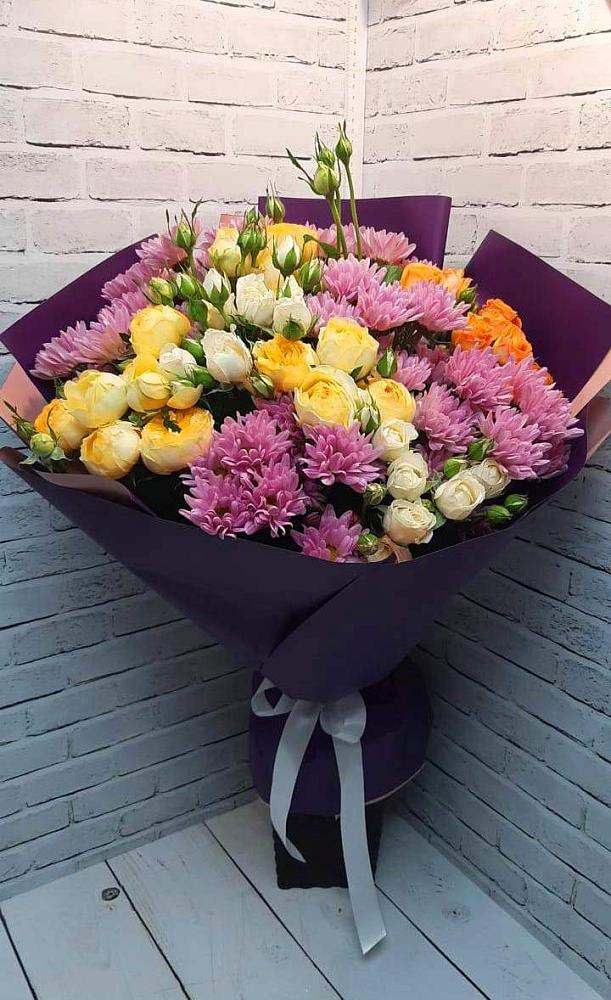 Букет цветов из: Хризантемы и Розы в Красногорской