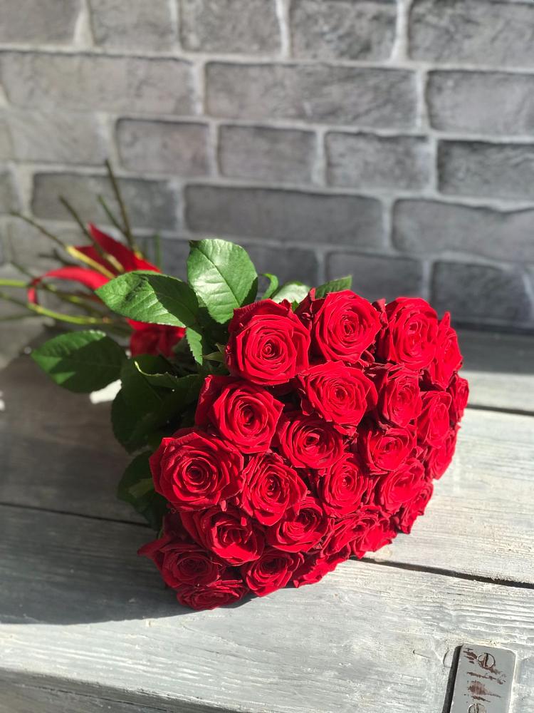 Букет Красные розы Фридом в Красногорской