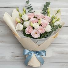 Букет цветов из:  Лизиантусы в Красногорской