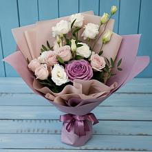 Букет цветов из:  Розы и Лизиантусы в Красногорской