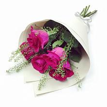 Букет цветов из:  Розы в Красногорской