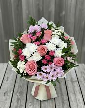 Букет цветов из:  Альстромерии, Гвоздики, Розы и Хризантемы в Красногорской