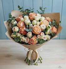 Букет цветов из:  Альстромерии и Розы в Красногорской